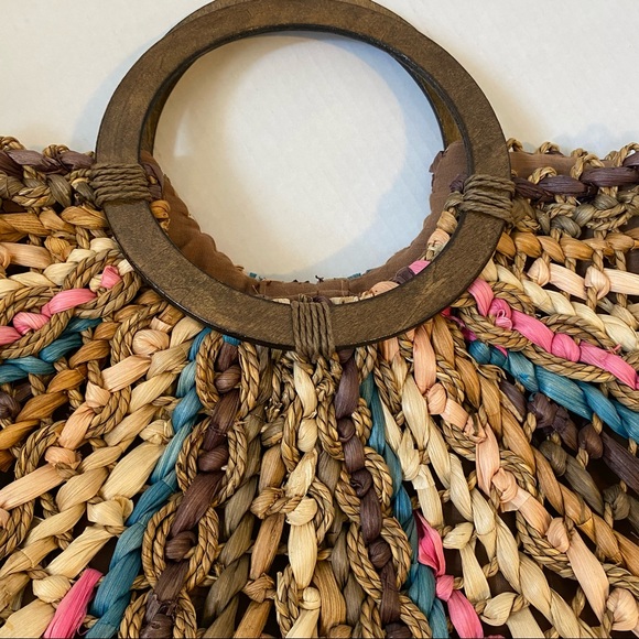 Women’s straw woven Bohemian Tan pink & Teal Braided round handle Beach bag - Picture 5 of 14